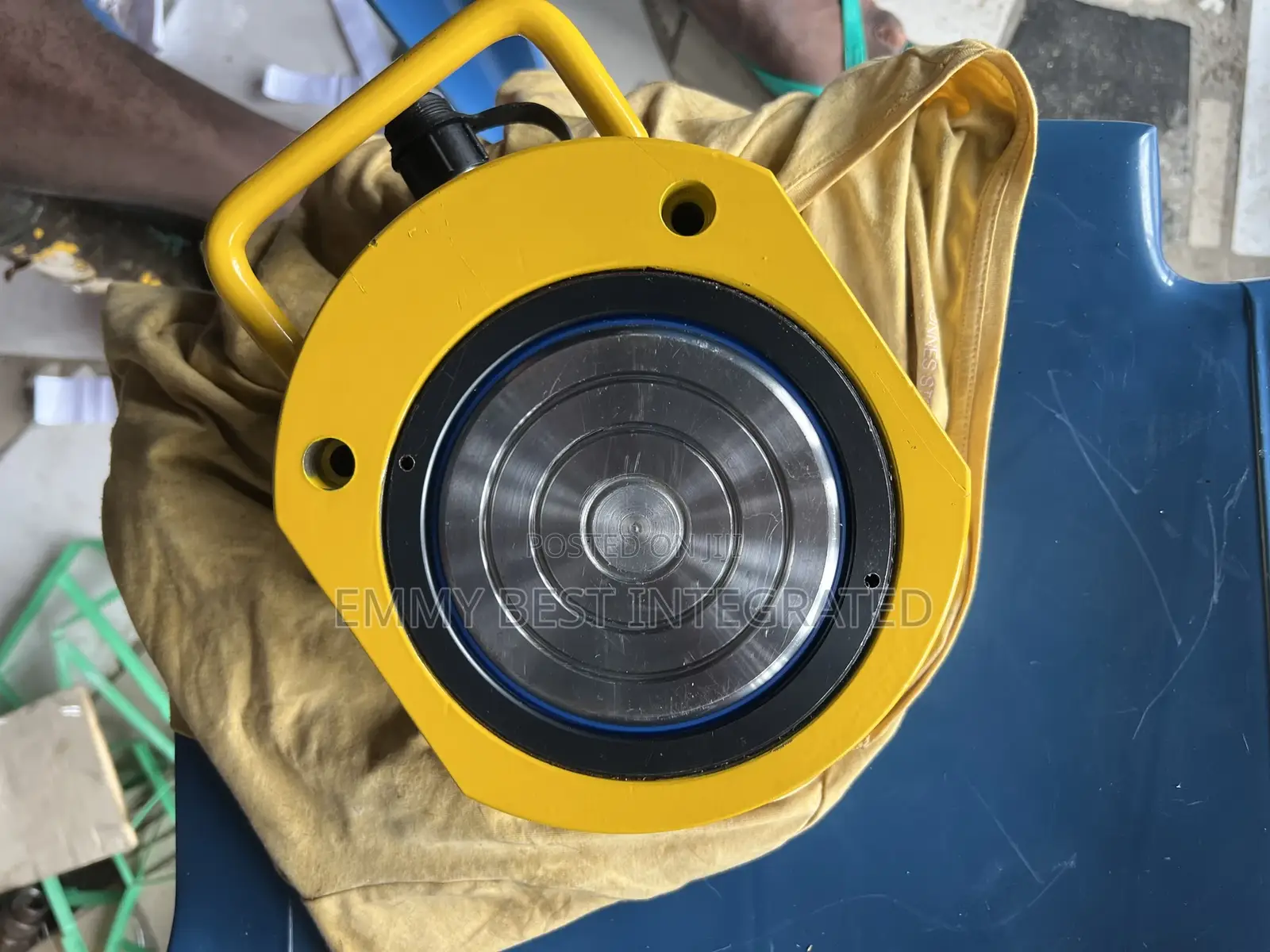 Hydraulic Jack (100 Ton)