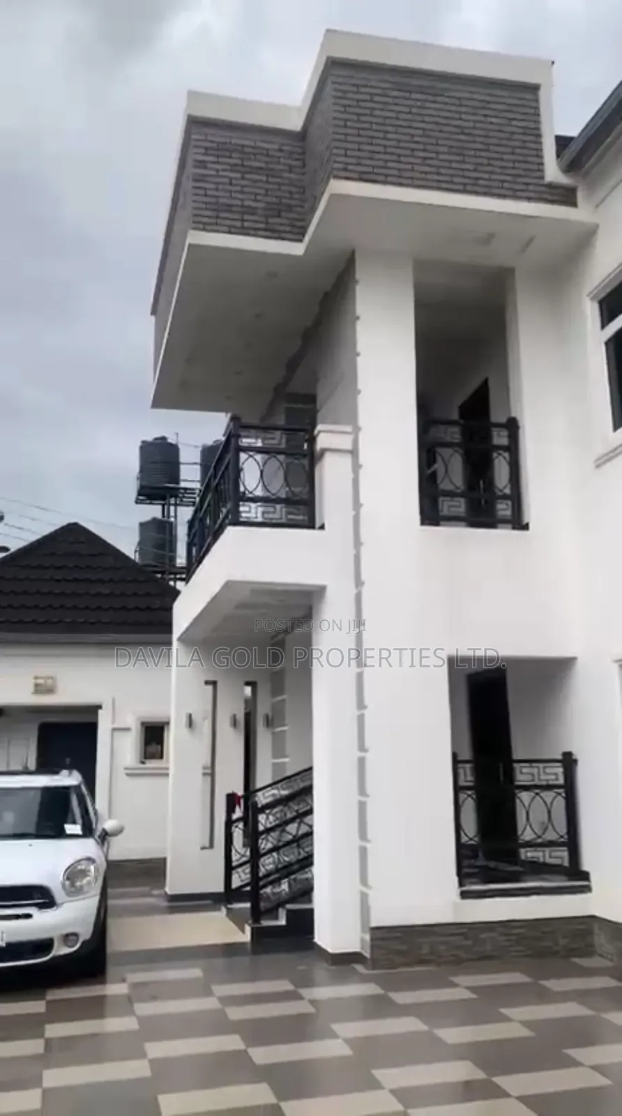 7bdrm Duplex in Benin City for sale