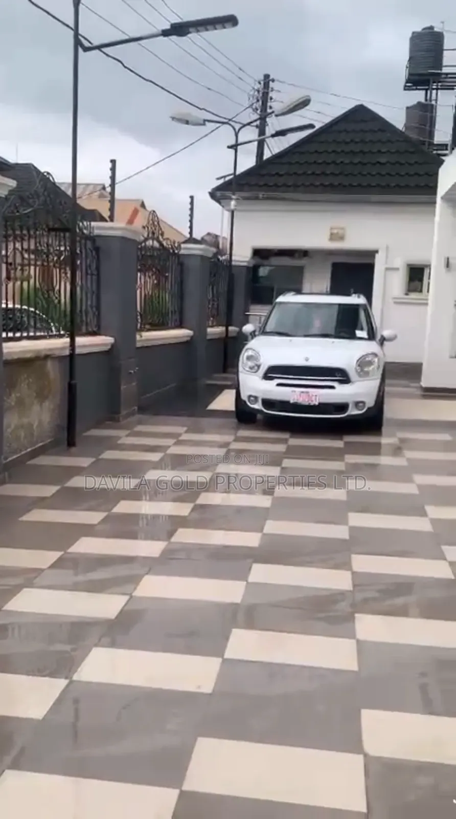 7bdrm Duplex in Benin City for sale