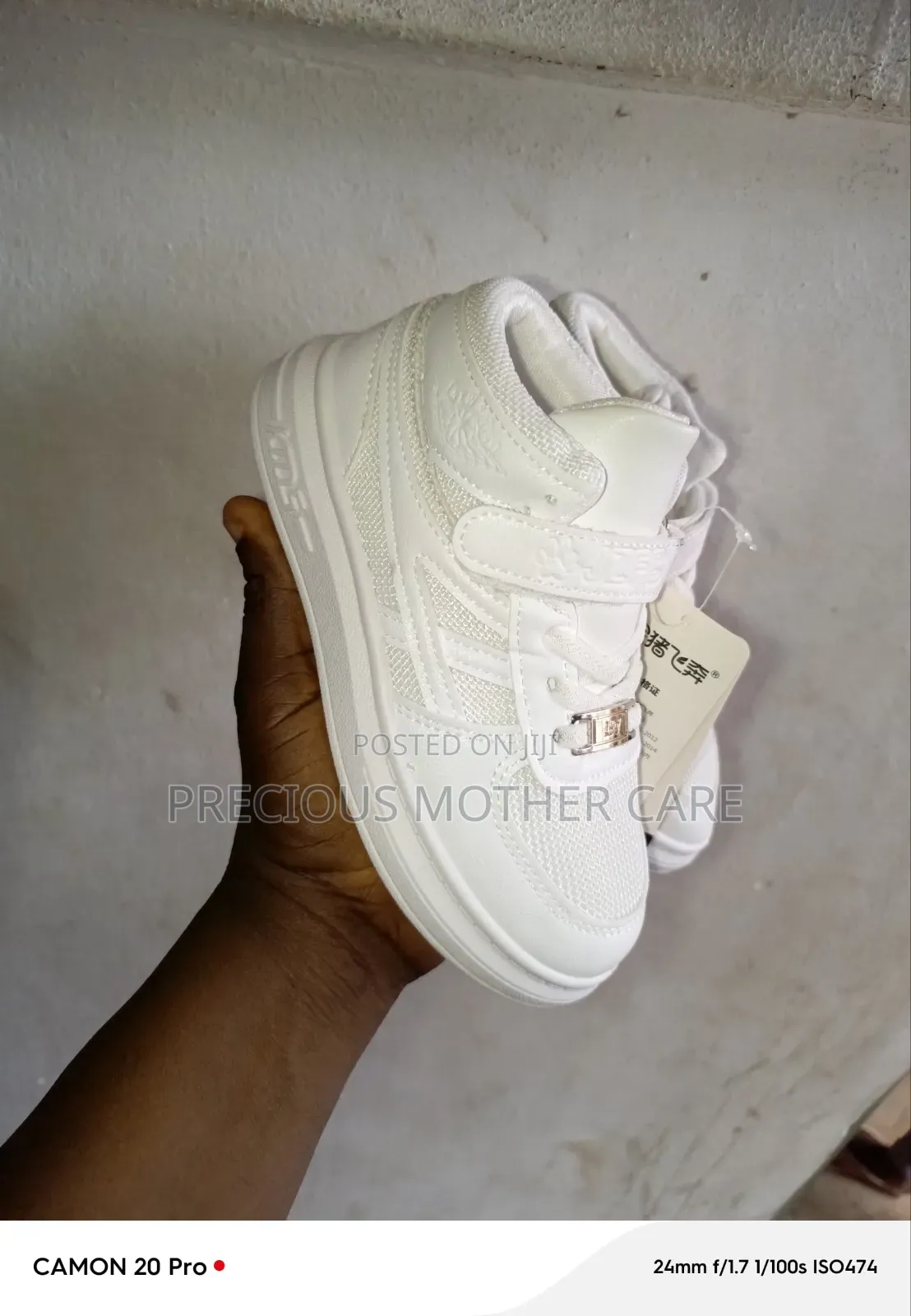 White Children and Teenagers Sneakers Size 42,43,44