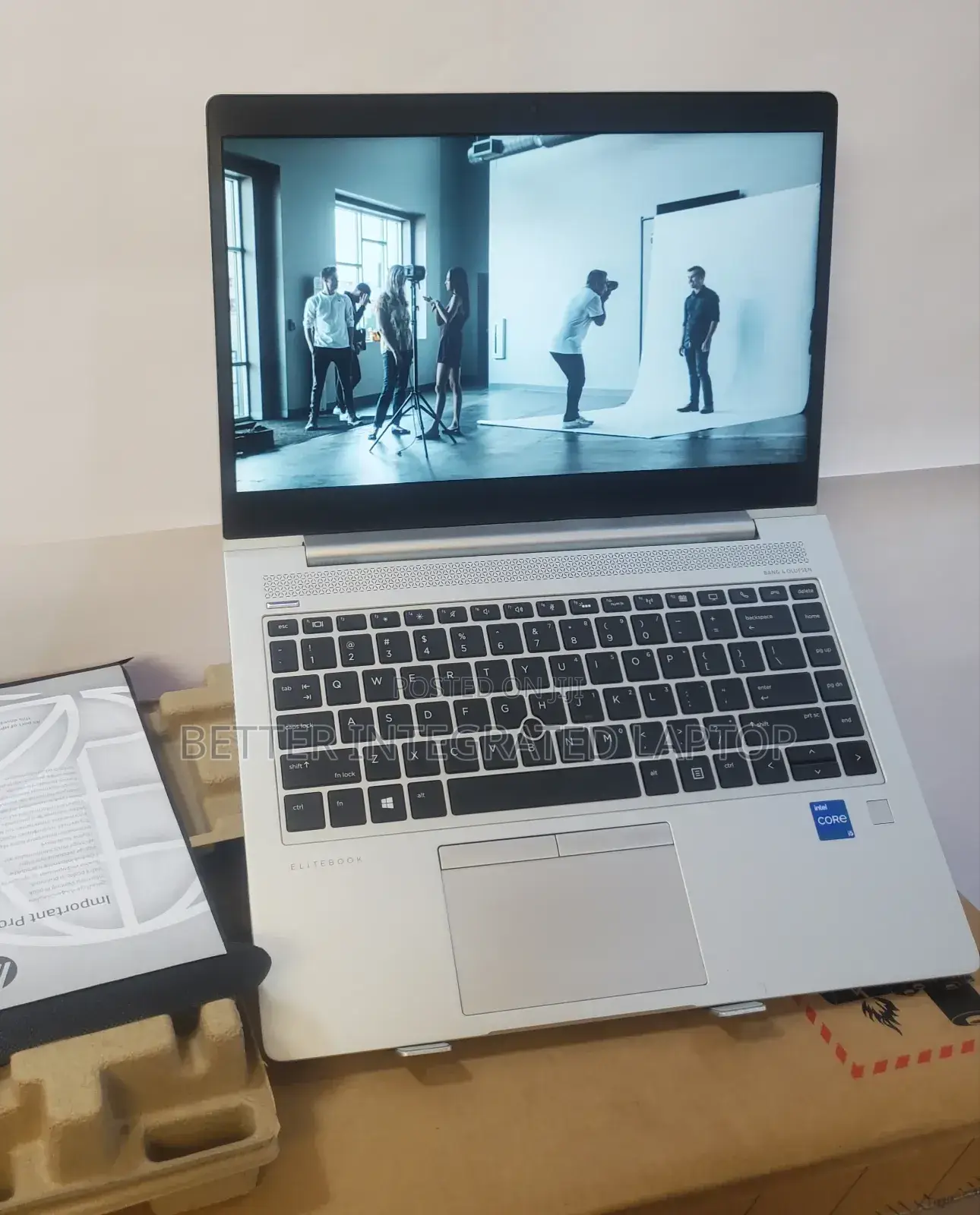 New Laptop HP EliteBook 745 G4 8GB Intel Core i5 SSD 256GB