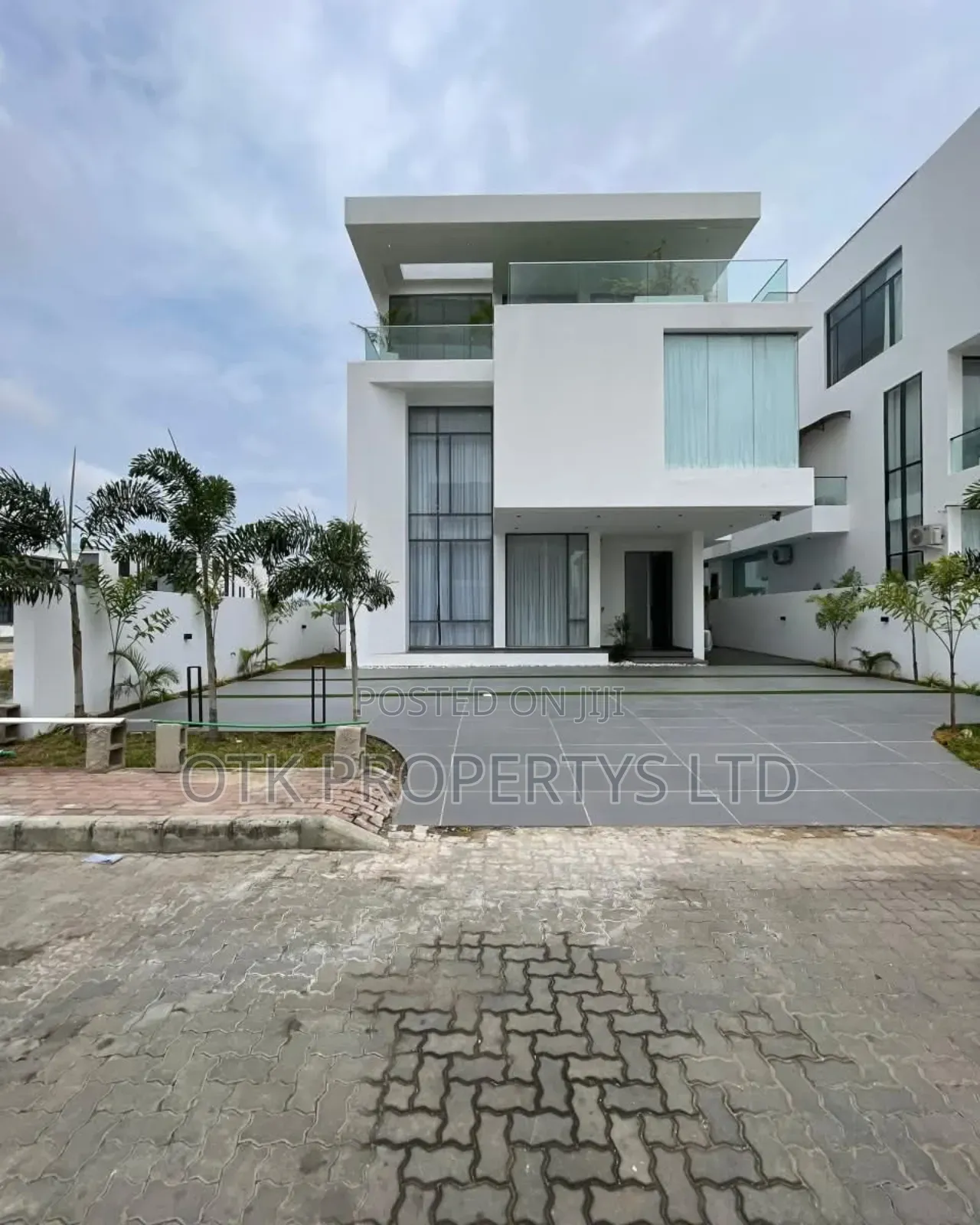5bdrm Duplex in Ikate Lekki Lagos for sale