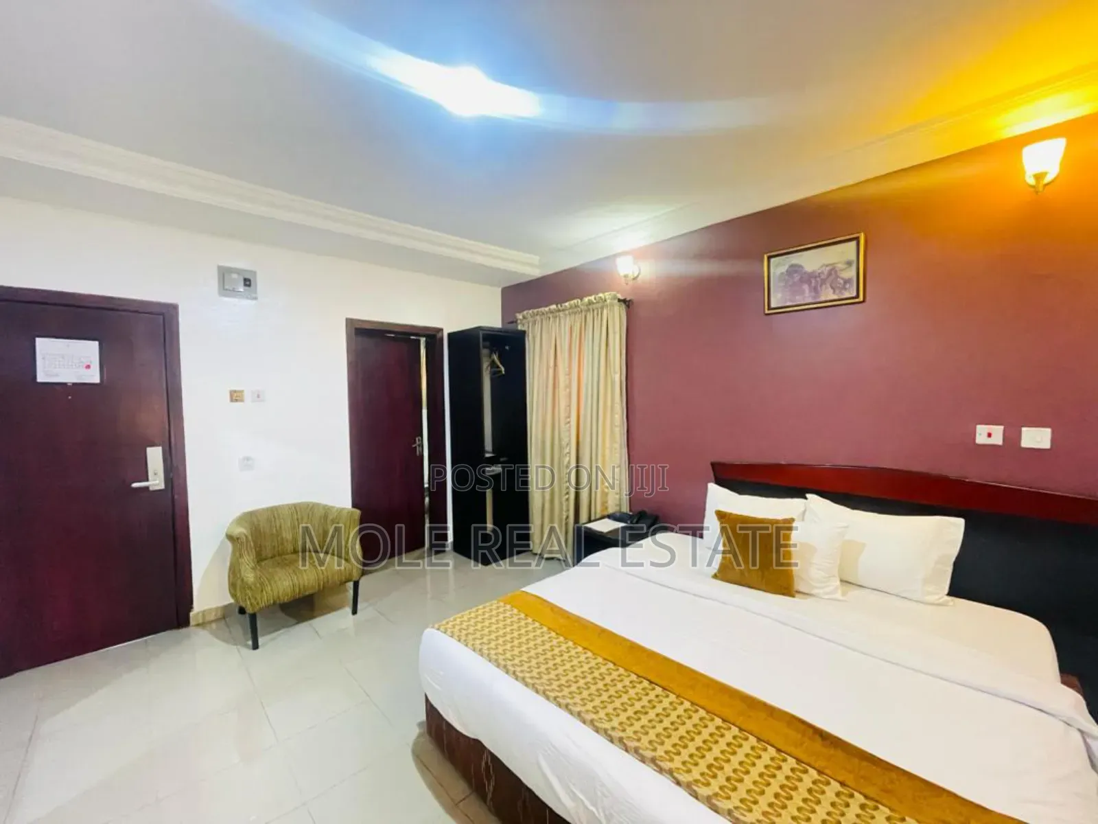 Funtional Luxery 32 Rooms Hotel Gra Ikeja