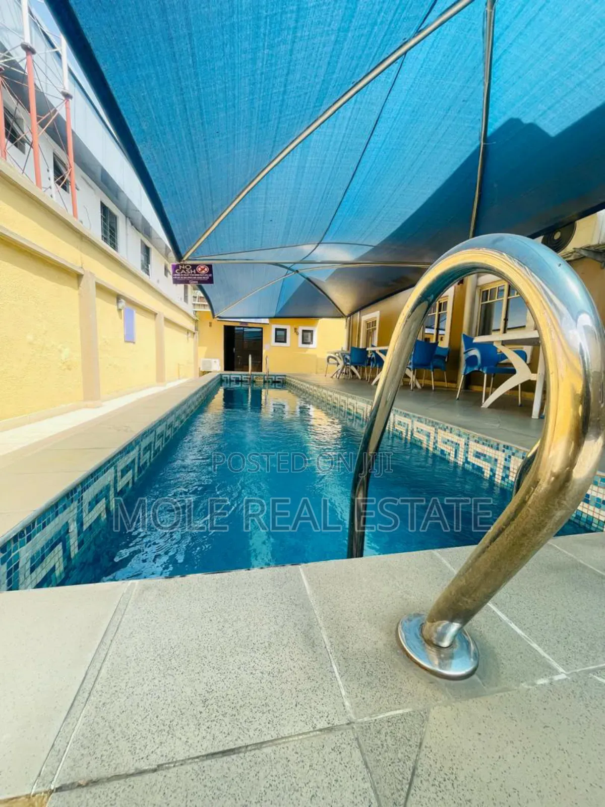 Funtional Luxery 32 Rooms Hotel Gra Ikeja