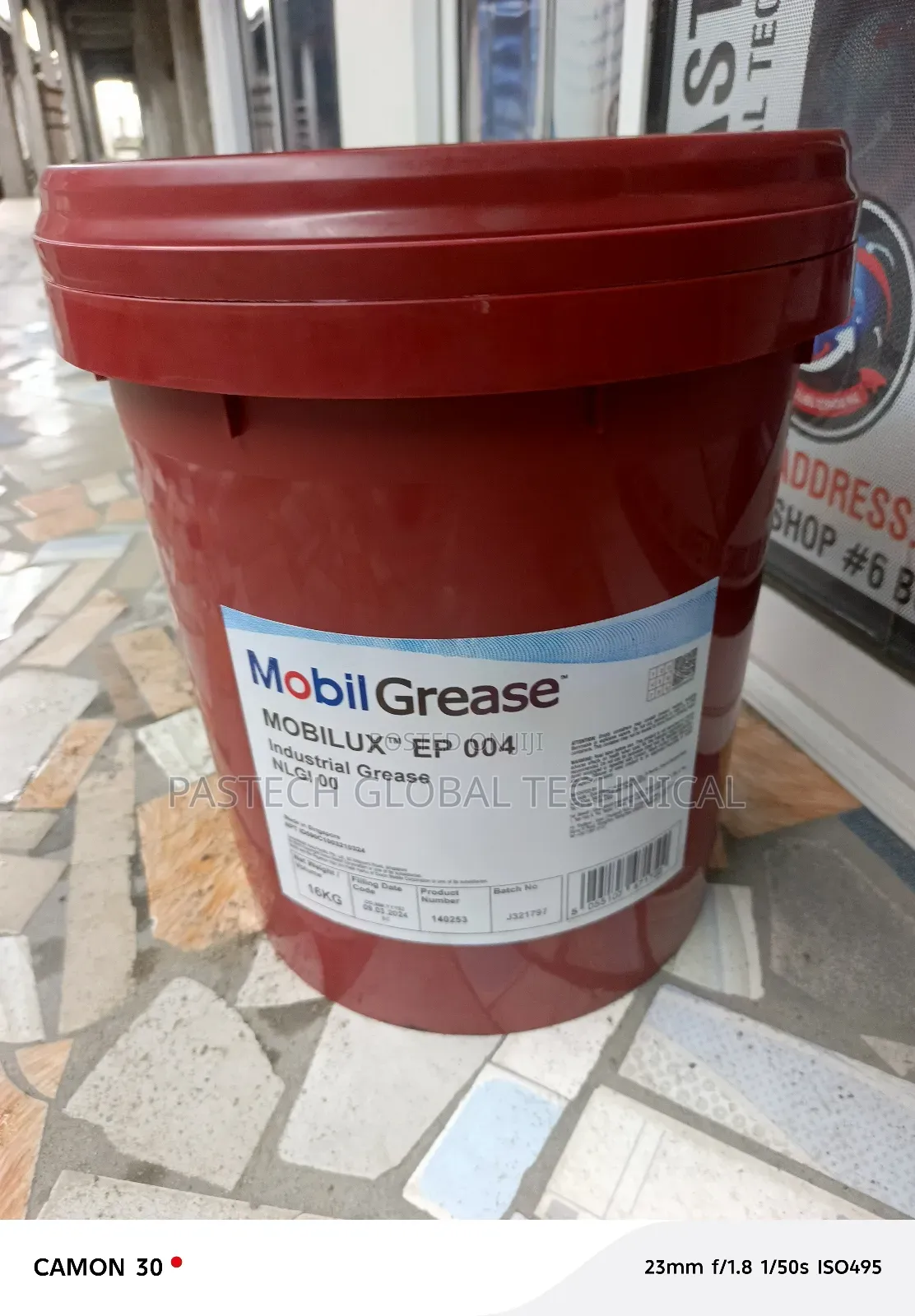 Mobil Grease (Mobiluxtm Ep 004)