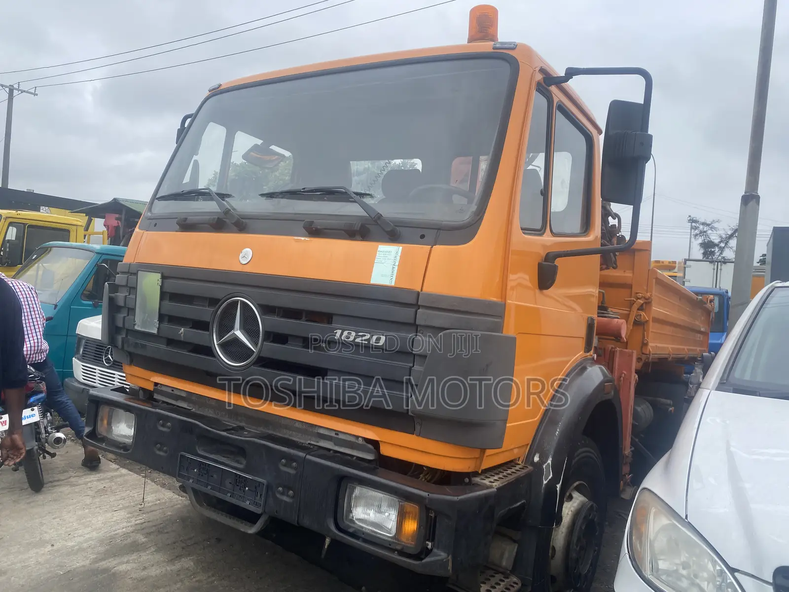 Dump Truck With Man Lift Truck