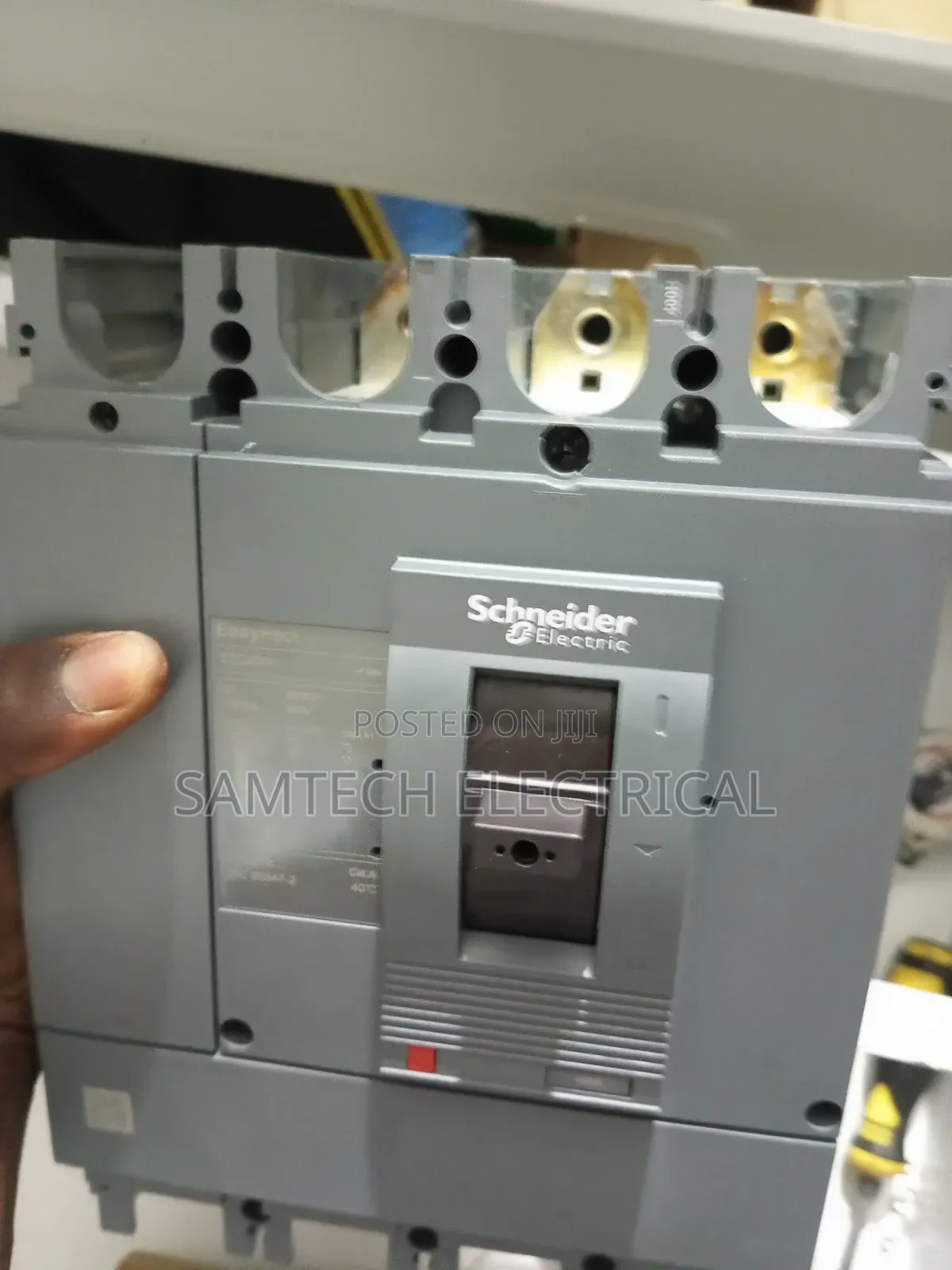 Circuit Breaker