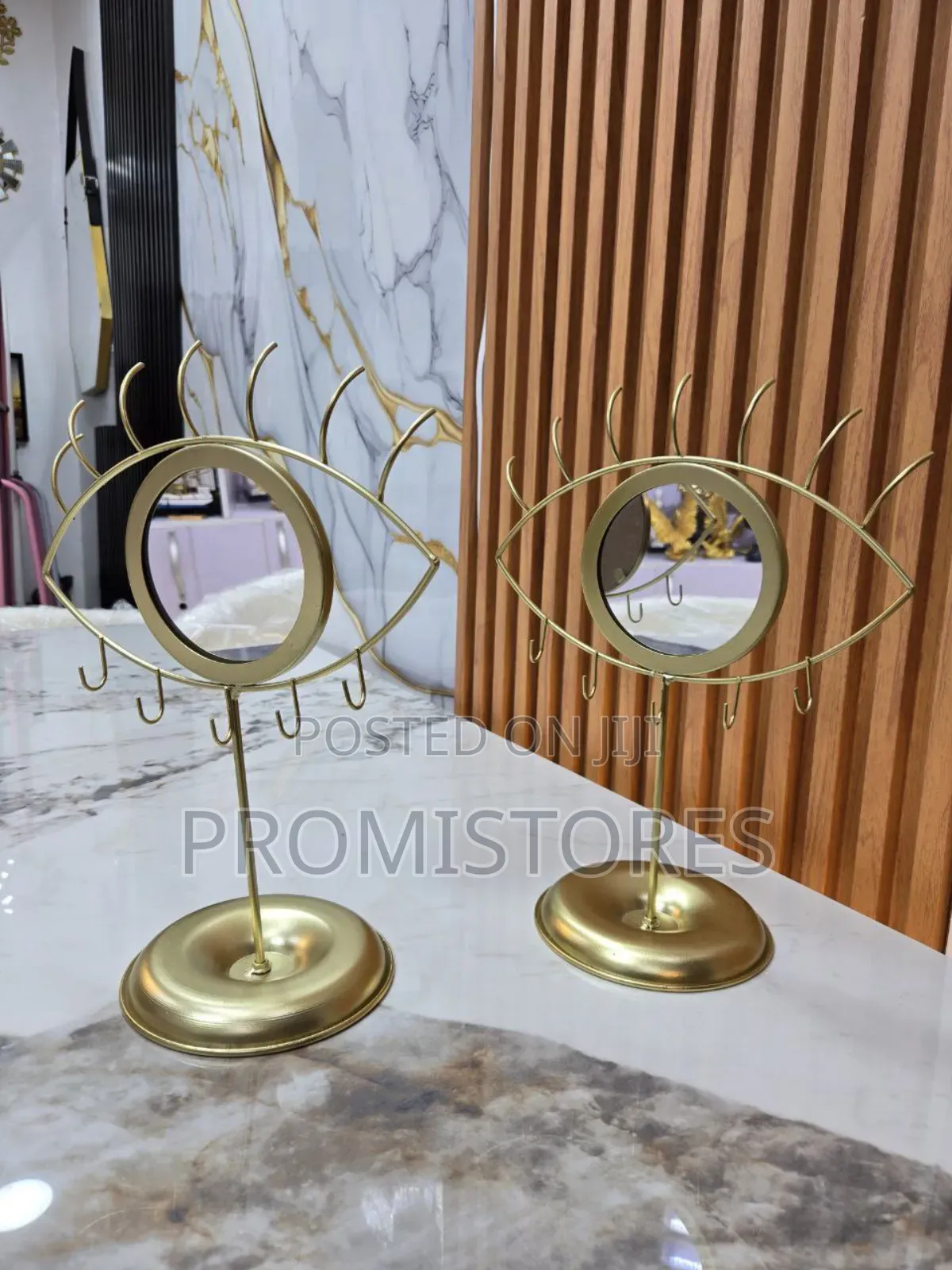 Eye Shape Decor
