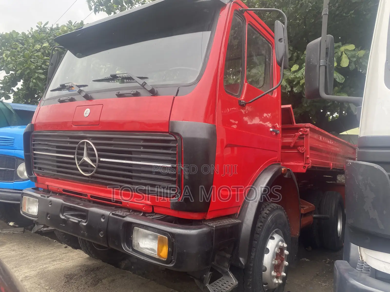 Mercedes Benz Dump Truck Straight Engine