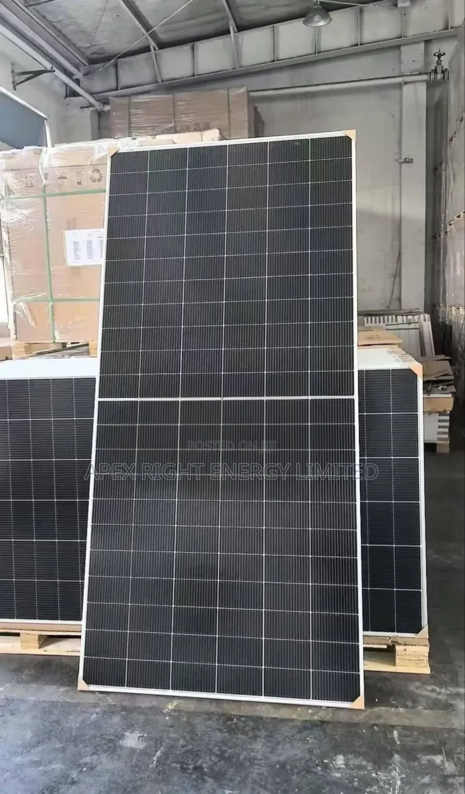 650watts Jinko Bi-facial Mono Panel