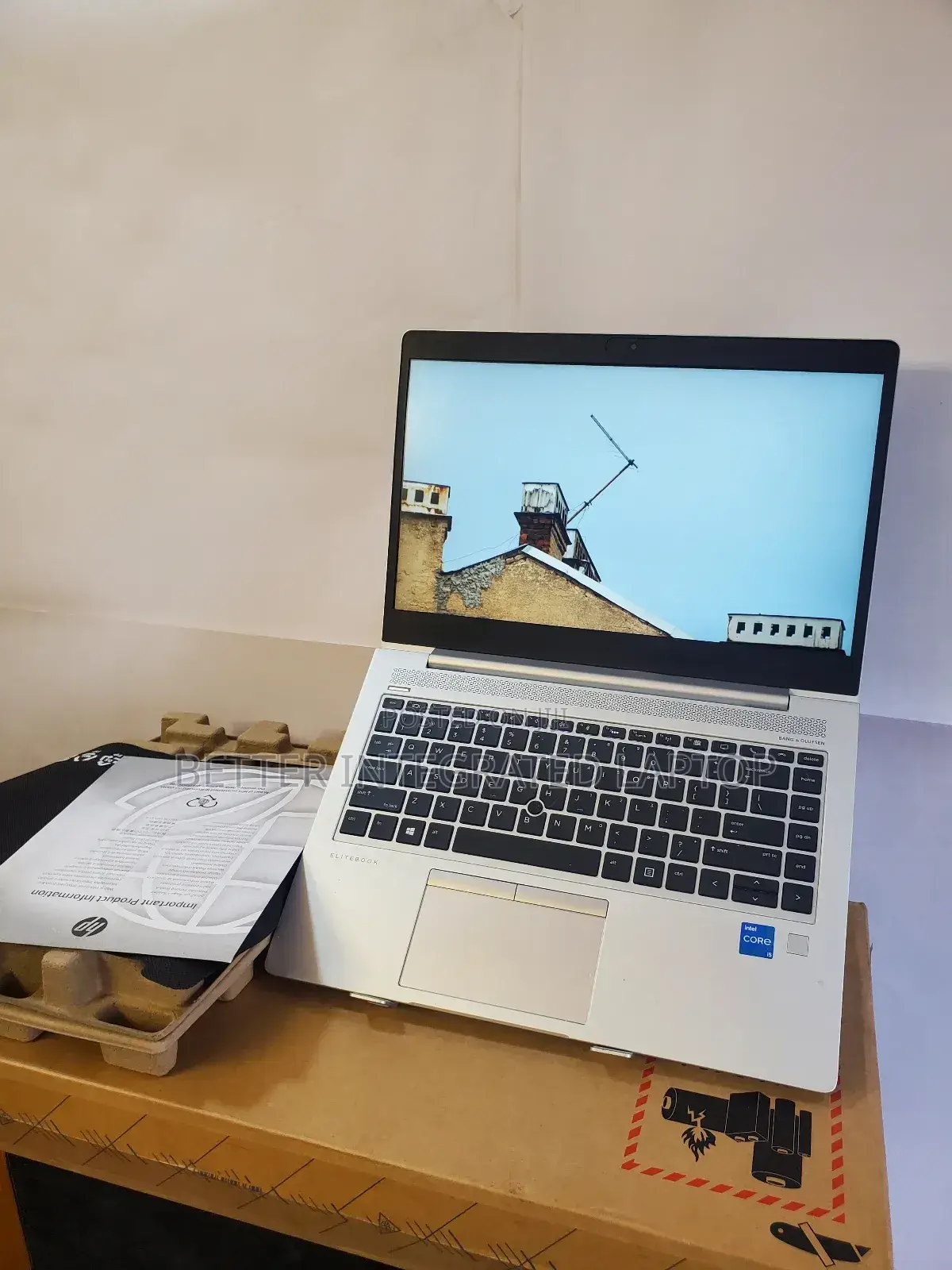New Laptop HP EliteBook 745 G5 12GB Intel Core I5 SSD 256GB