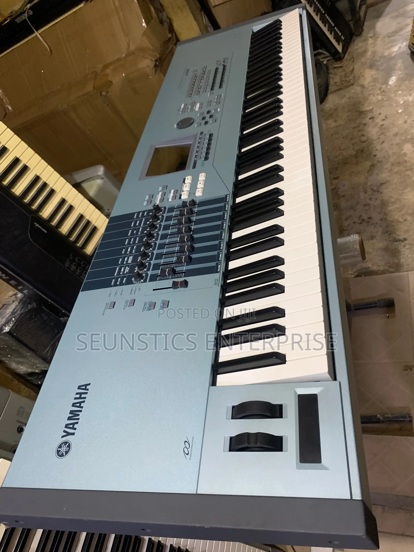 Quality Yamaha Motif Xs8 Workstation Keyboard/Piano