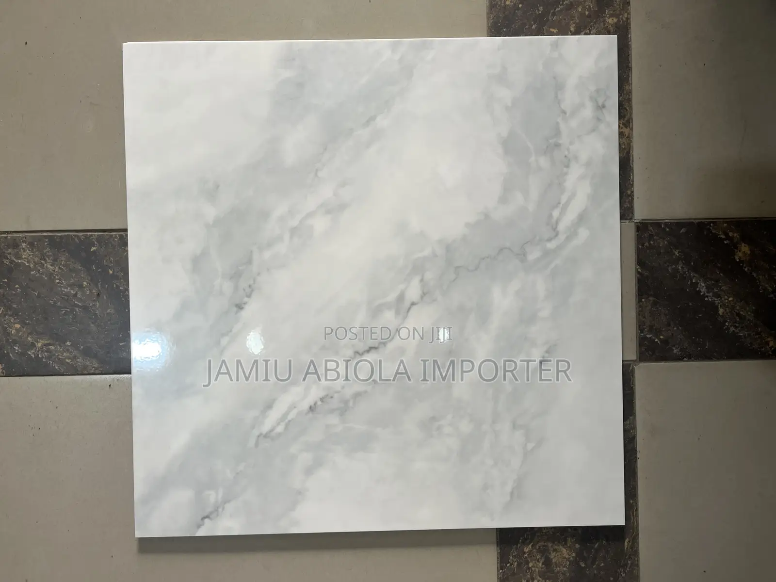 Royal Castle 400x400 Grade A