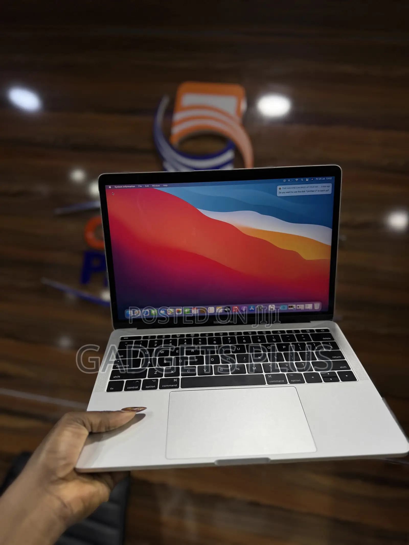 Laptop Apple MacBook Pro 2017 16GB Intel Core I5 SSD 256GB
