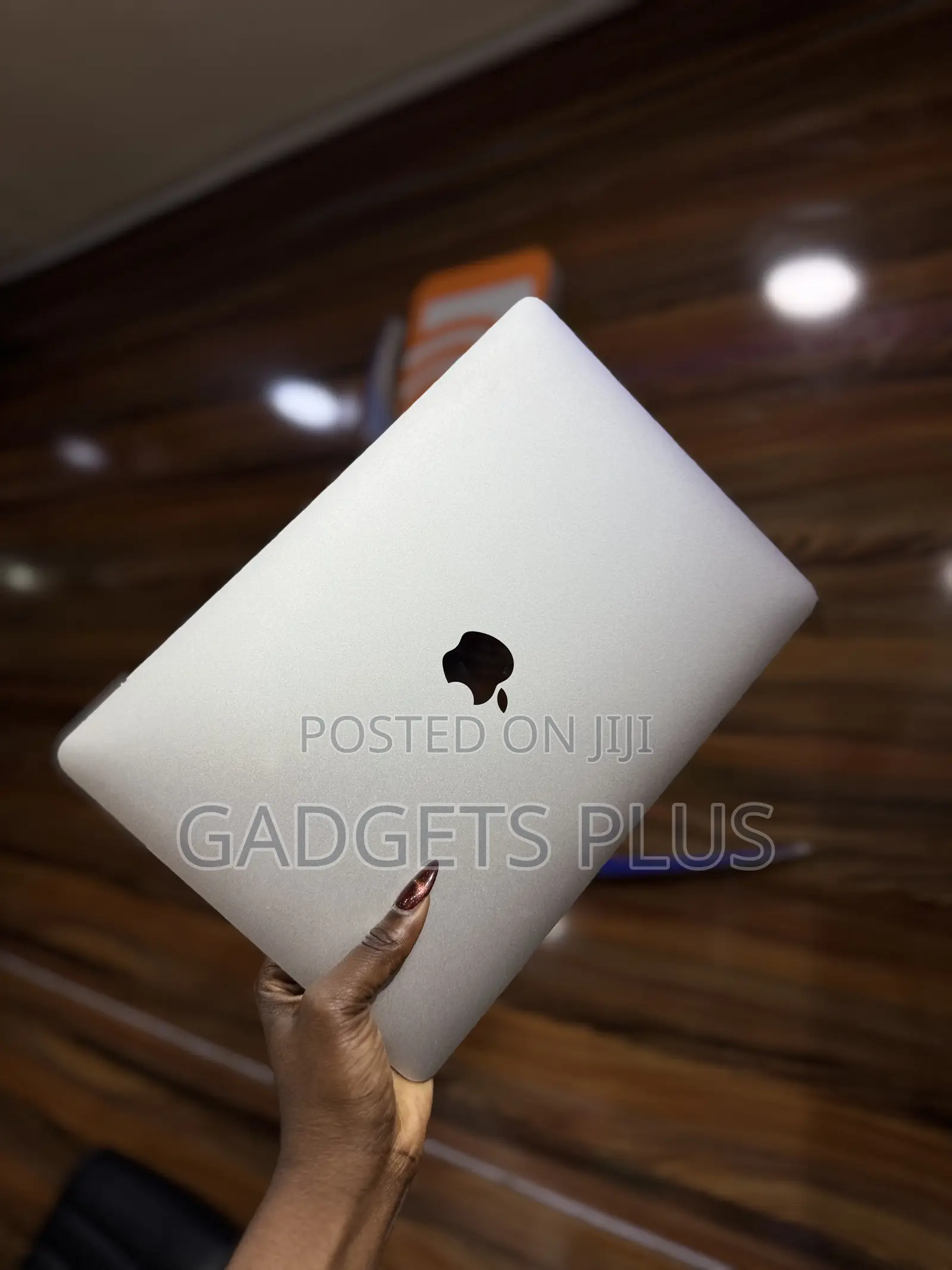 Laptop Apple MacBook Pro 2017 16GB Intel Core I5 SSD 256GB