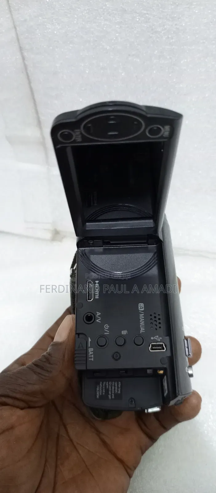 Panasonic Full Hd Video Camera With External Sd Card Port