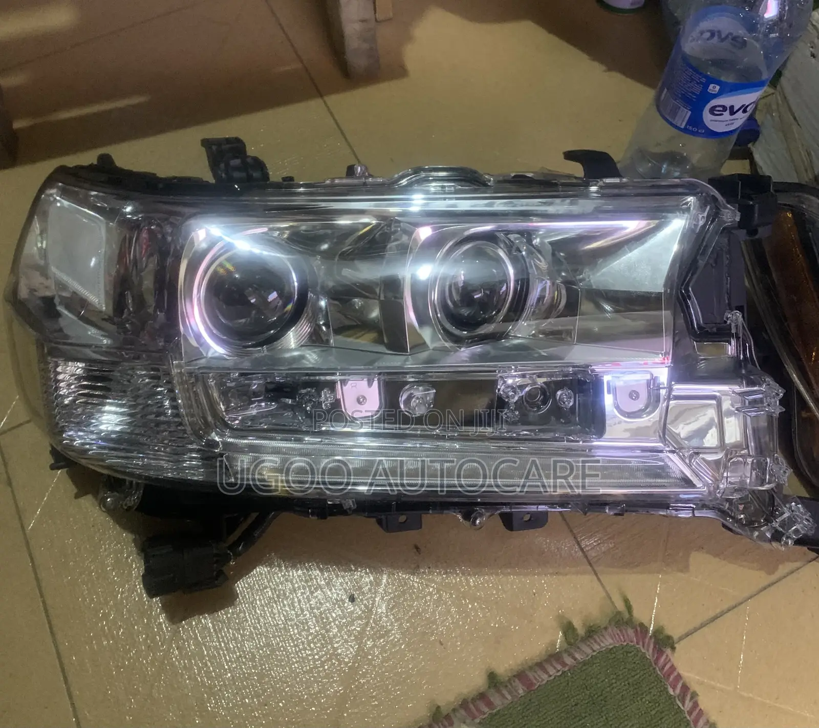 Headlights Land Cruiser 2018
