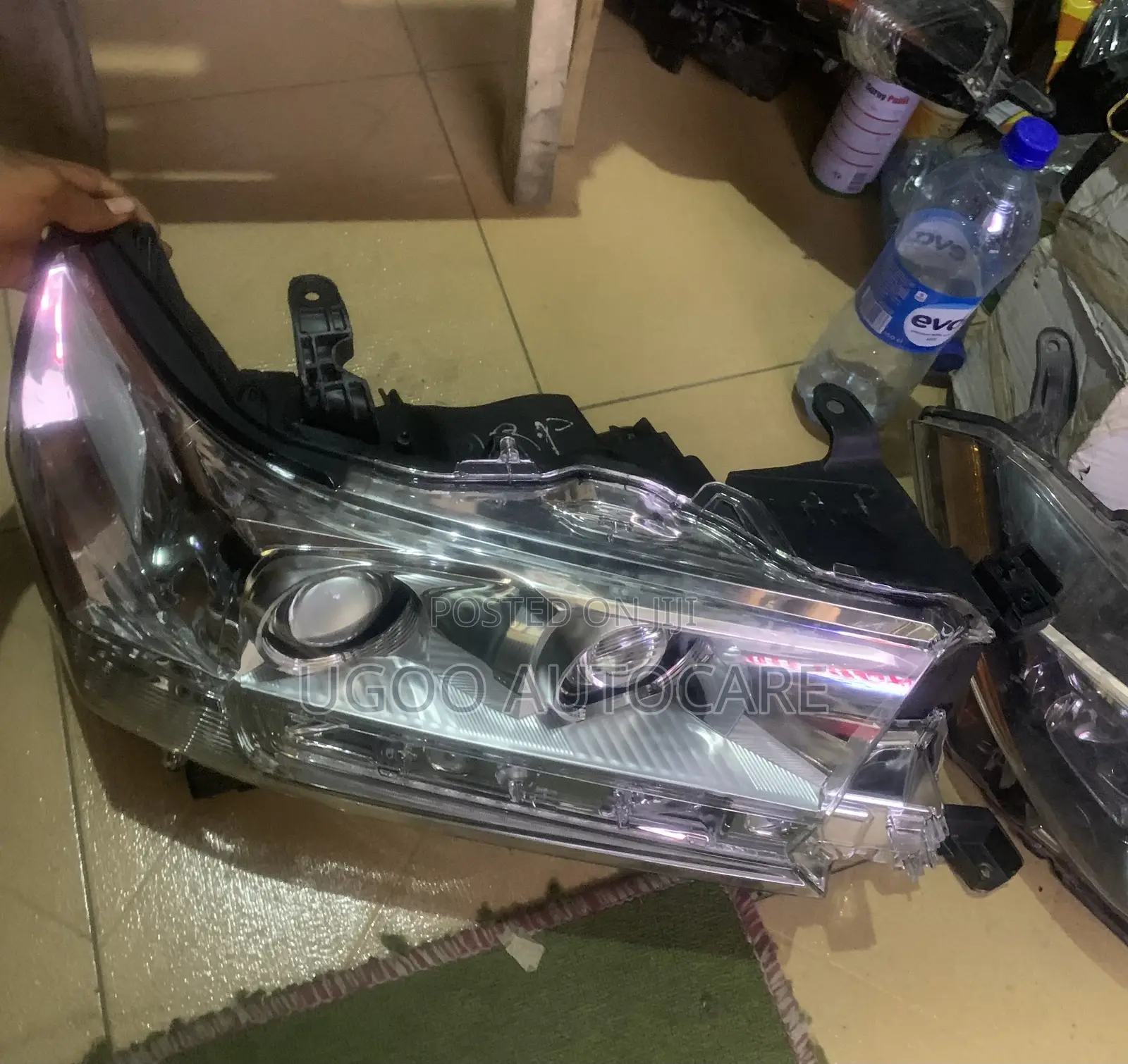 Headlights Land Cruiser 2018
