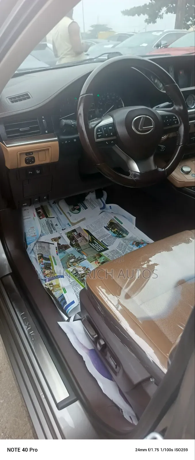 Lexus ES 2016 Gold