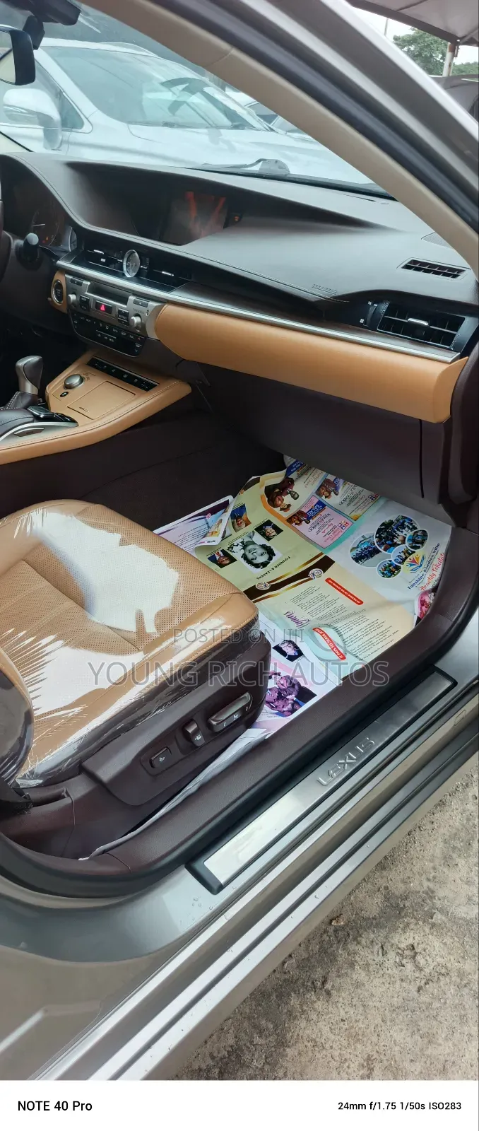 Lexus ES 2016 Gold