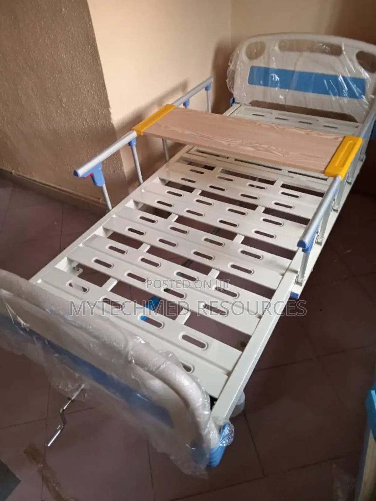 Hospital Bed Single Crank Abs