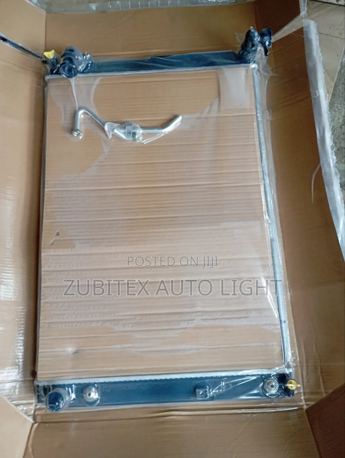 Radiator Sienna 2006/2009 Model