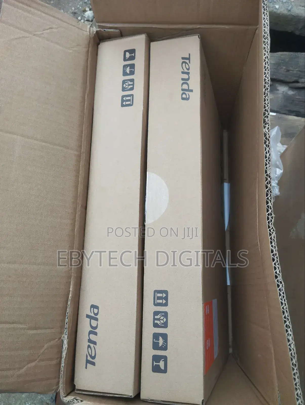 Tenda 28port Gigabit Unmanaged Switch