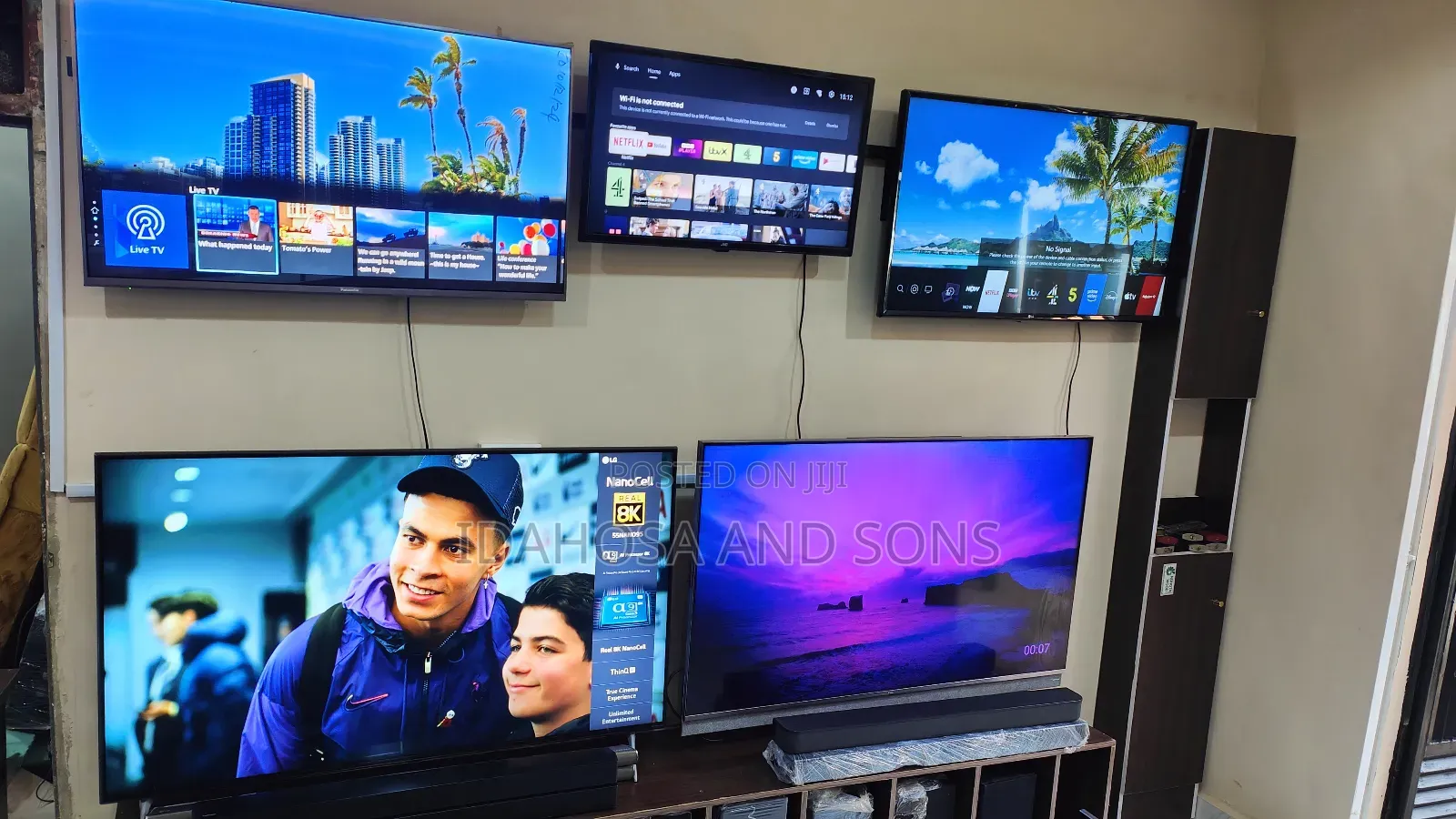 Different Brands and Sizes of Uk Used Smart TVS