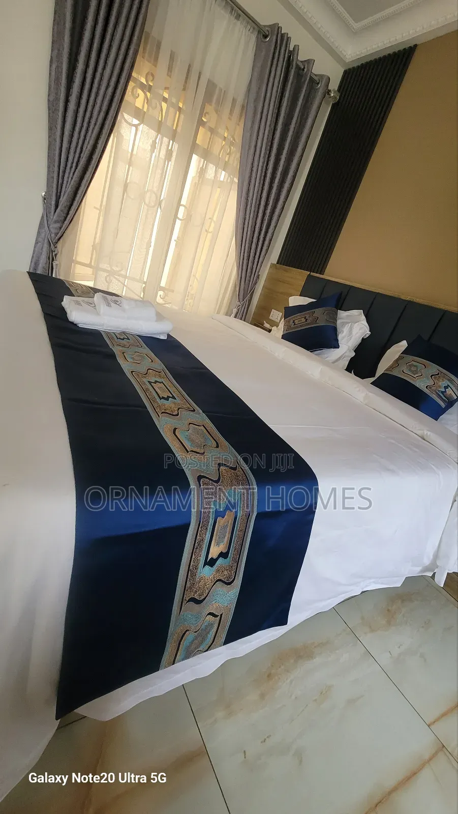 Duvet, Bedsheet, Decorative Pilliowcases and Duvet Cover