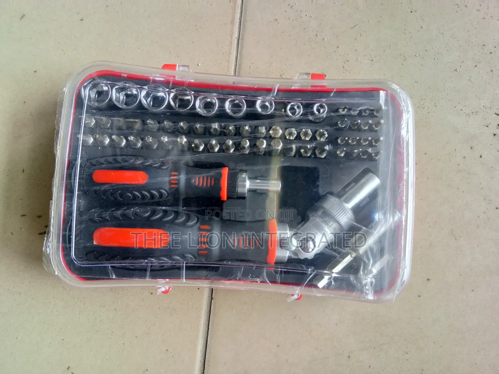 61-in-1 Ratcheting Screwdriver Set