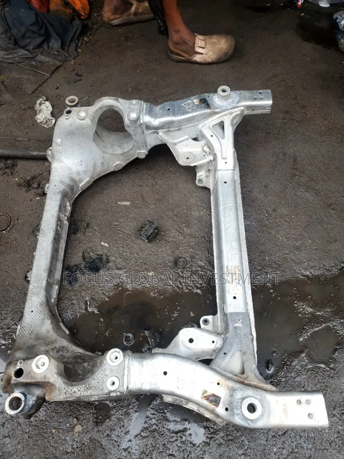 Mercedes Benz Front Shock and Low Armsetting C300 W205