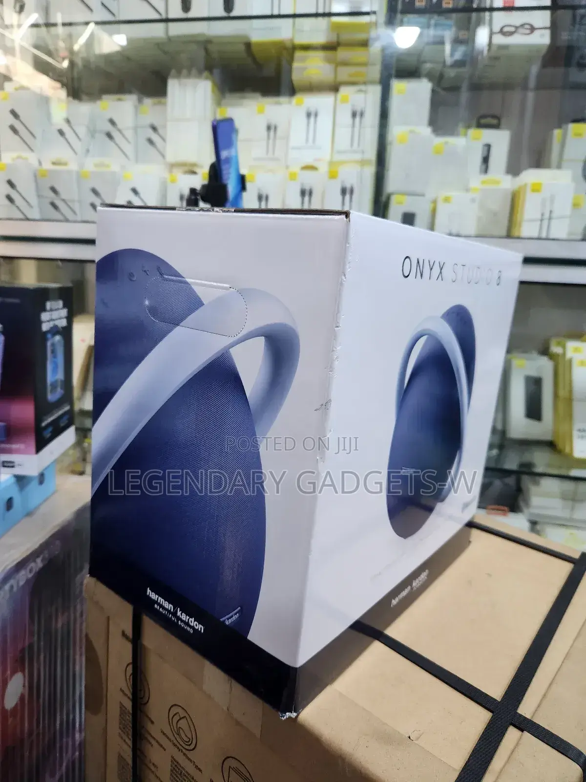 Brand New Original Harman Onyx Studio 8
