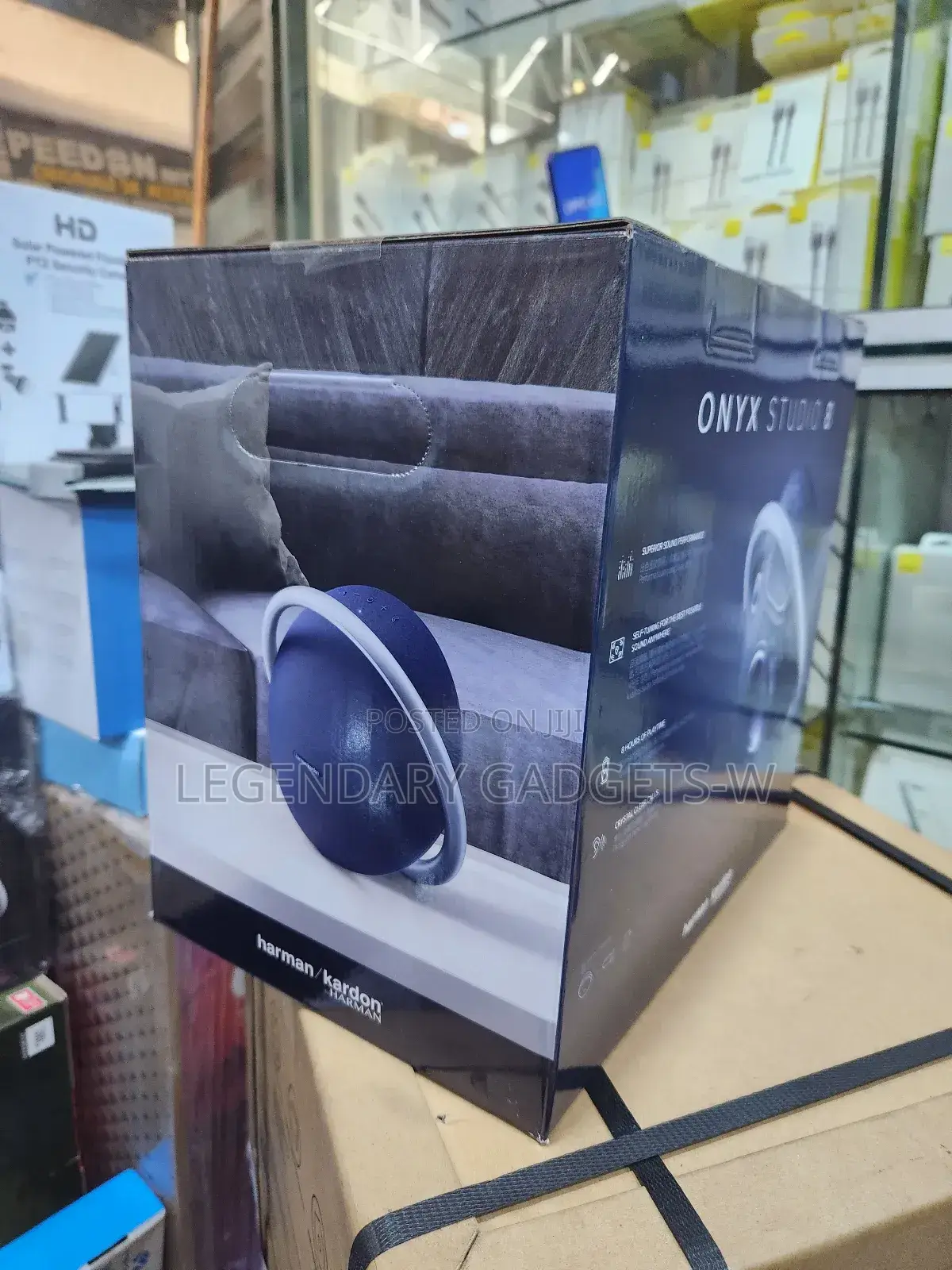Brand New Original Harman Onyx Studio 8