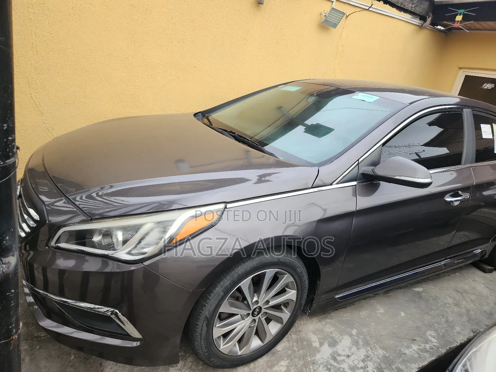 Hyundai Sonata Sport 4dr Sedan (2.4L 4cyl 6A) 2015 Gray