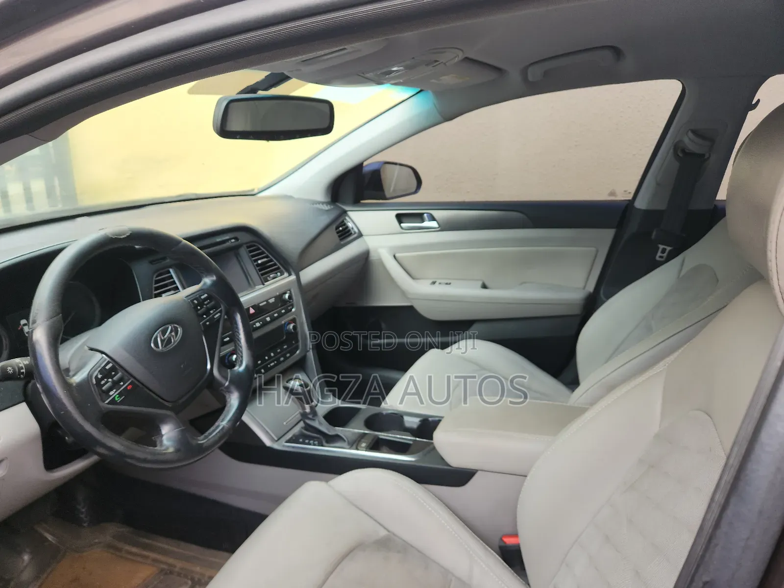 Hyundai Sonata Sport 4dr Sedan (2.4L 4cyl 6A) 2015 Gray