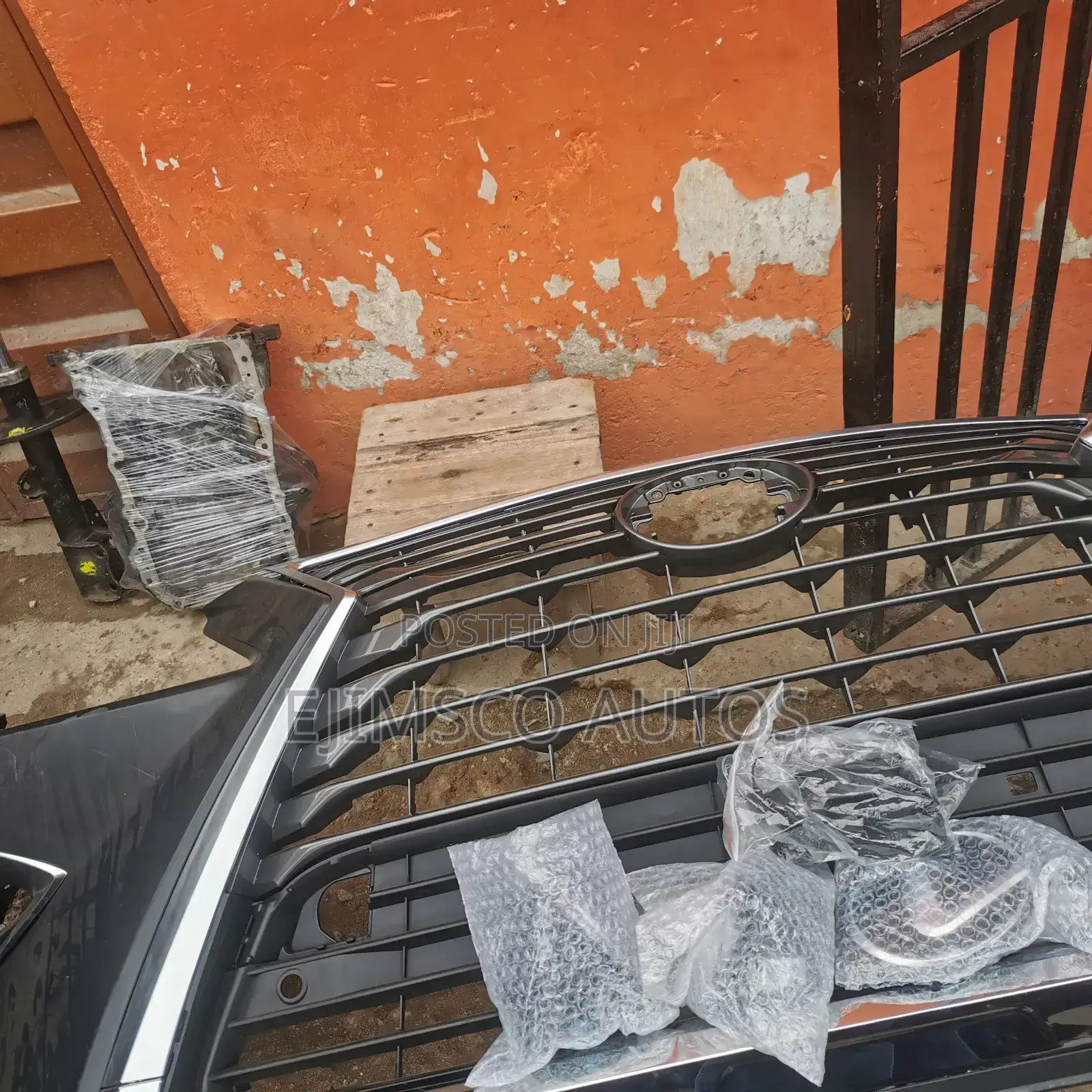 Complete Bumper and Accessories Rx350 2017