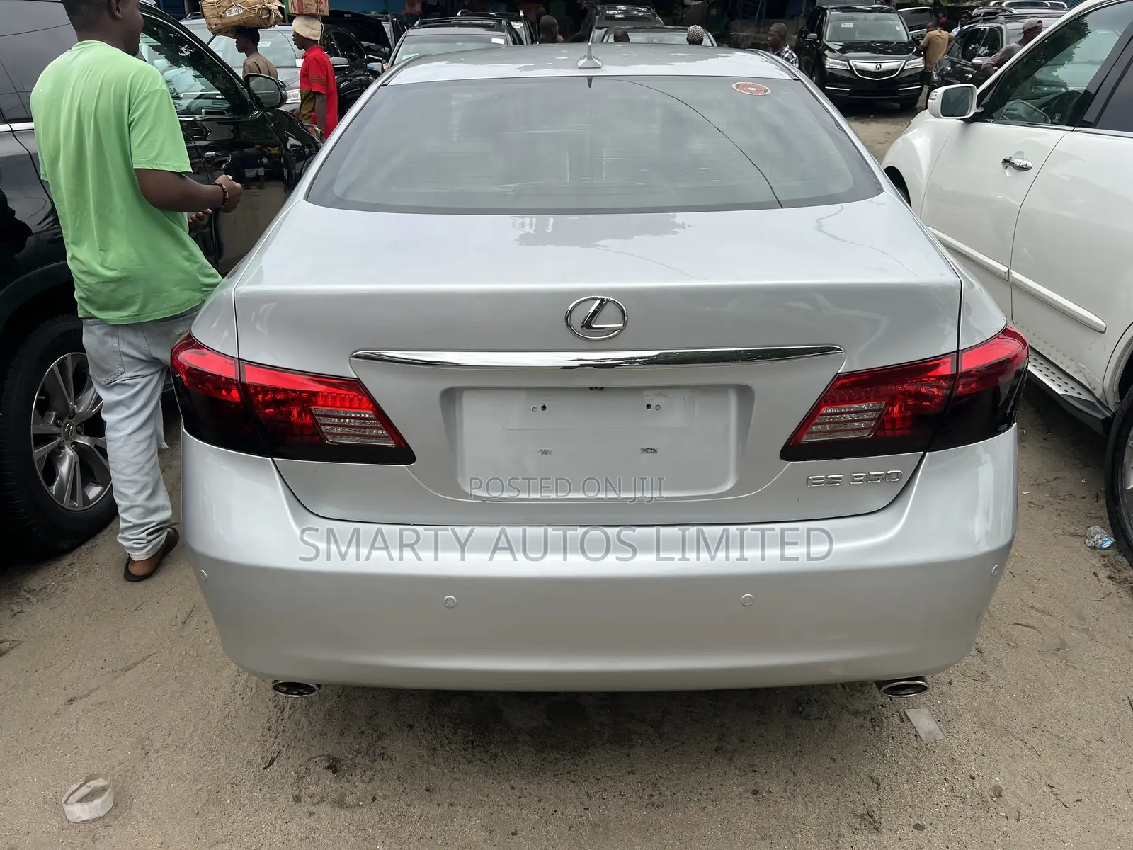 Lexus ES 2015 Silver