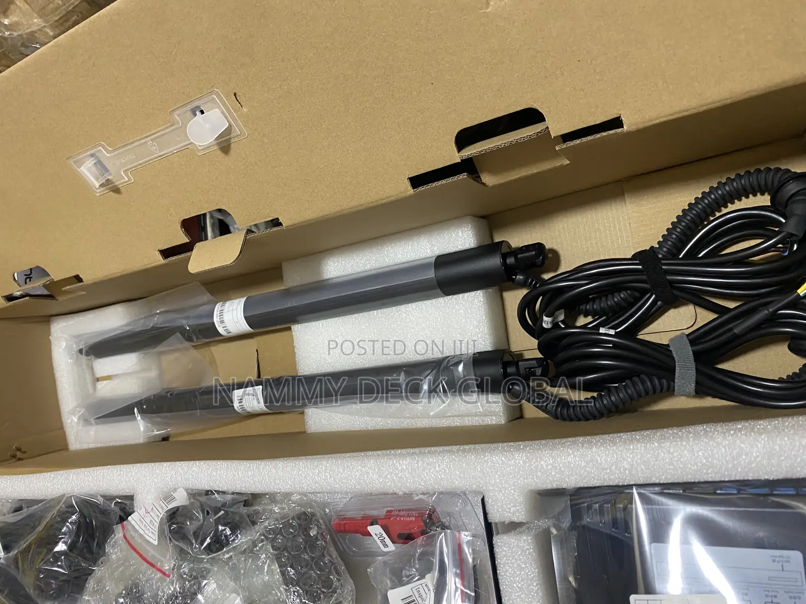 Land Cruiser 2024 Automatic Boot Shocks