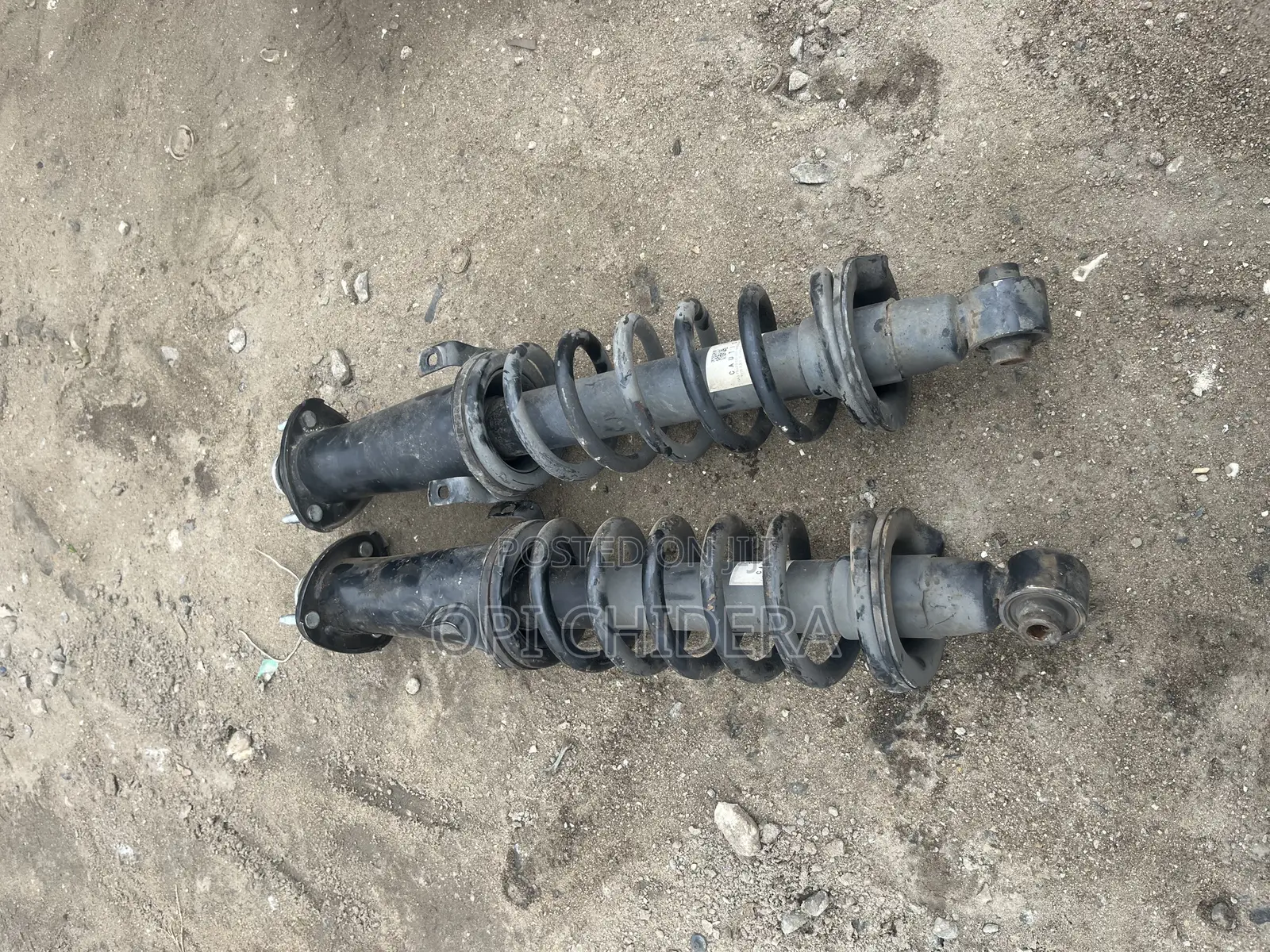 Lexus Is250 2008–2010 Back Shock (2wd) – Clean Tokunbo