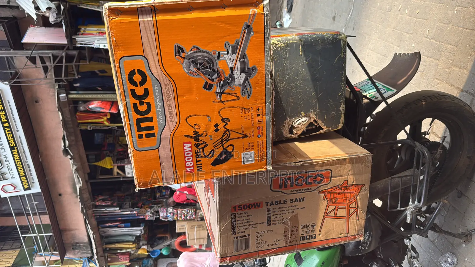 Sliding Mitre Saw 1800w Ingco