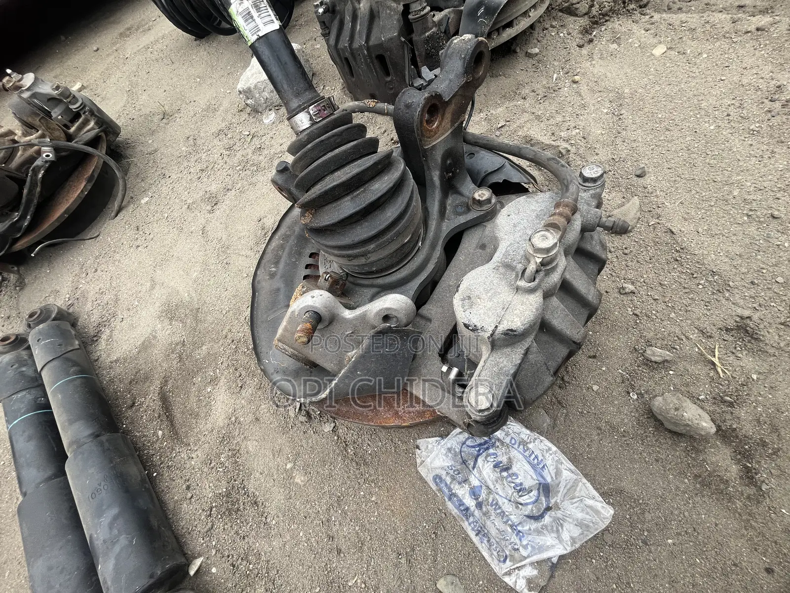  Toyota Venza Front Brake Caliper (Tokunbo)