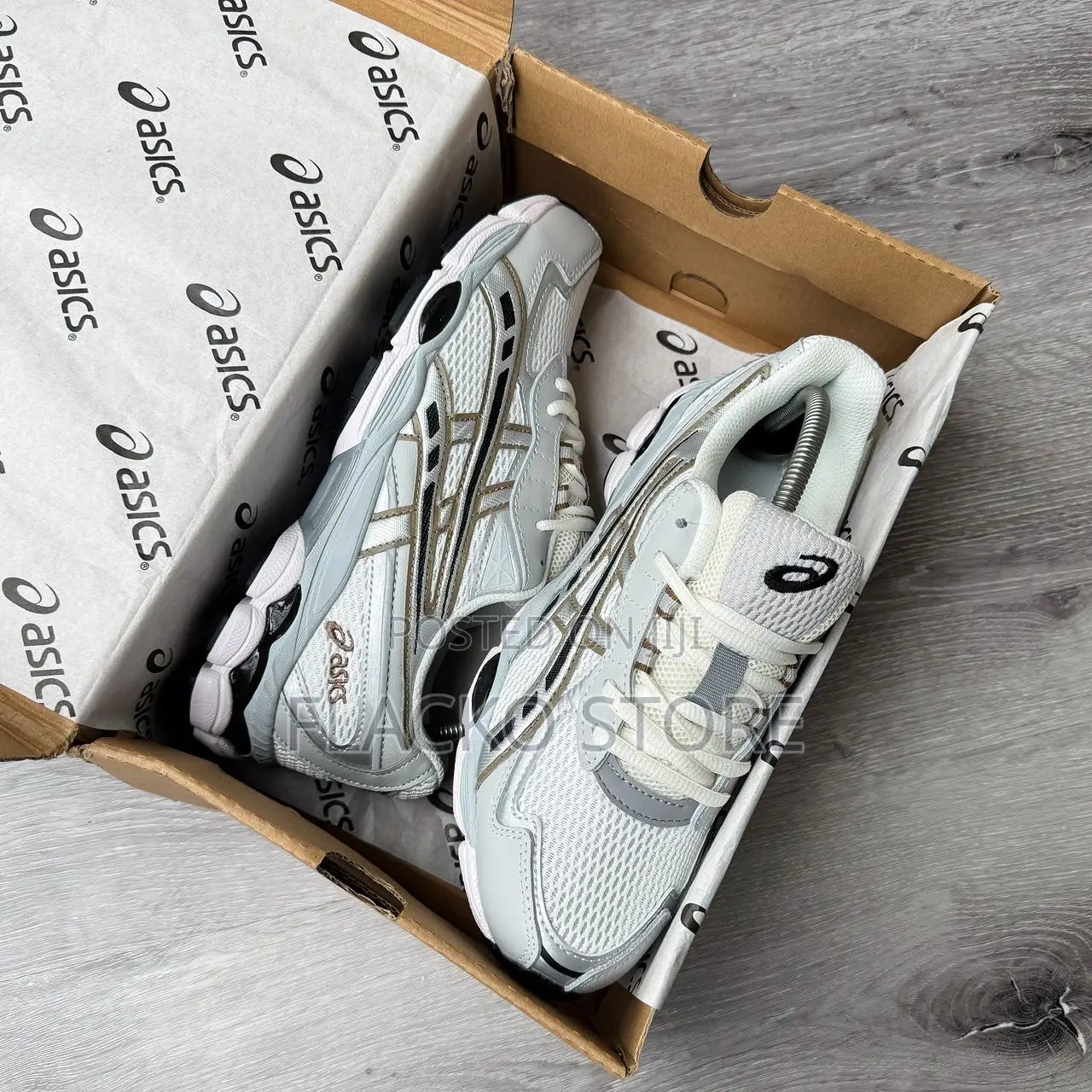 Original Asics Nyc-gel 2055 Sneakers