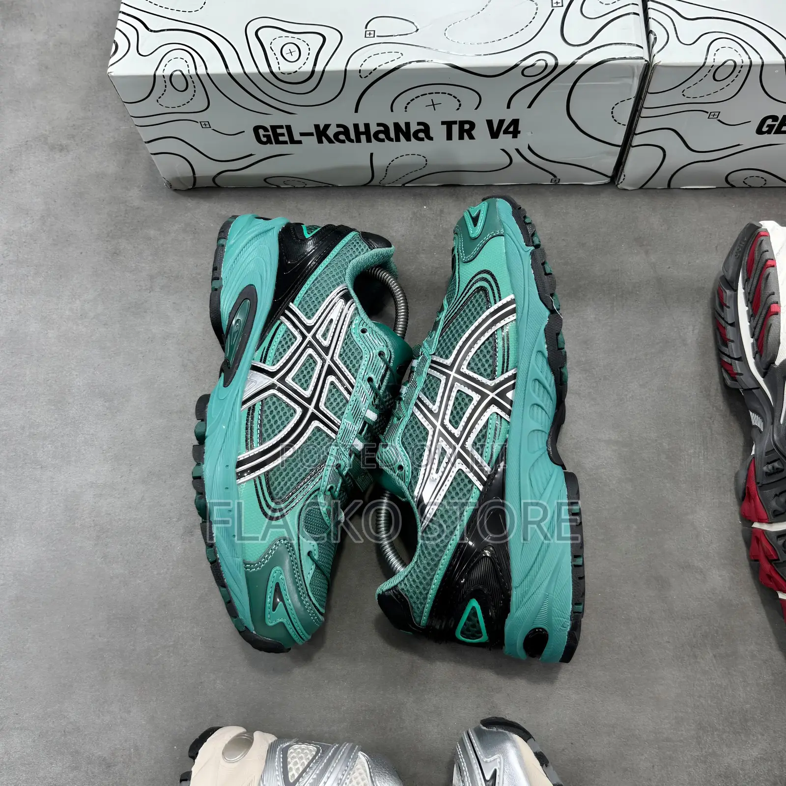 Original Asics Kahana Tr V4 Sneakers