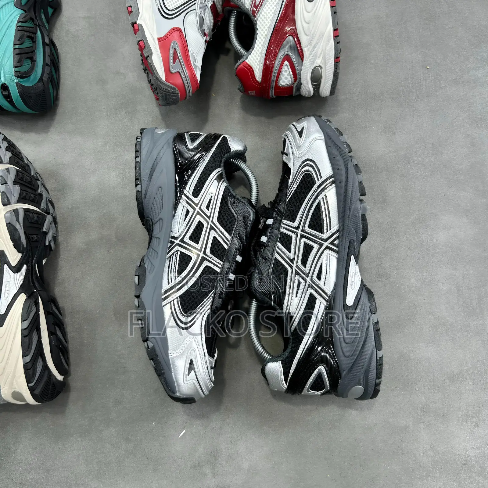 Original Asics Kahana Tr V4 Sneakers