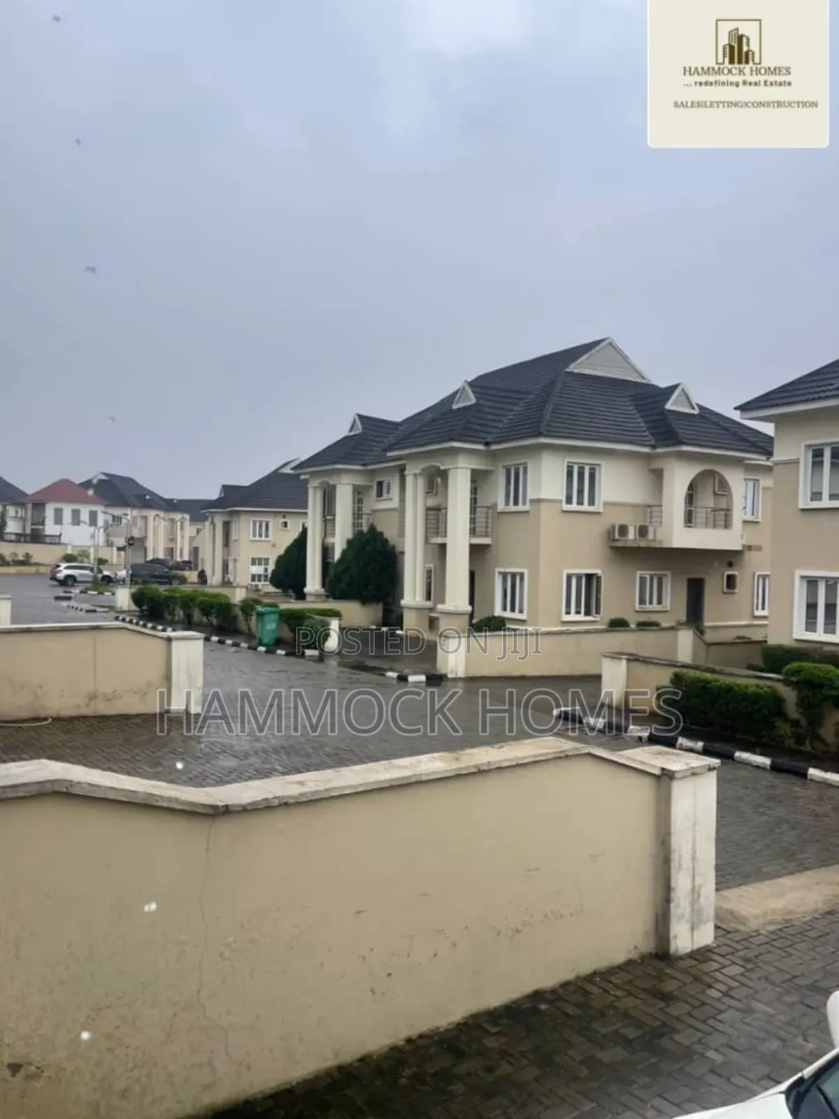 3bdrm Duplex in Agodi Gra for sale