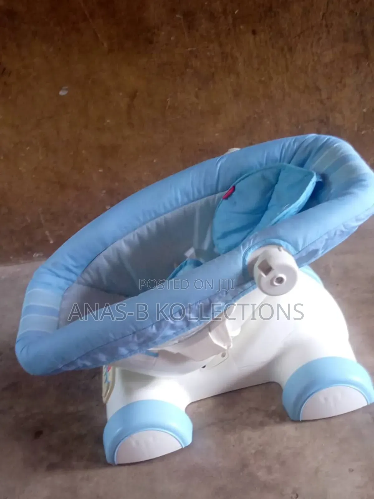 Singing Rocker Bouncer