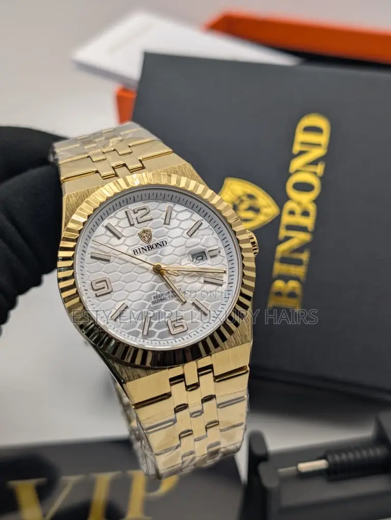High Quality Luxury Binbond Strap Chain Wristwatch