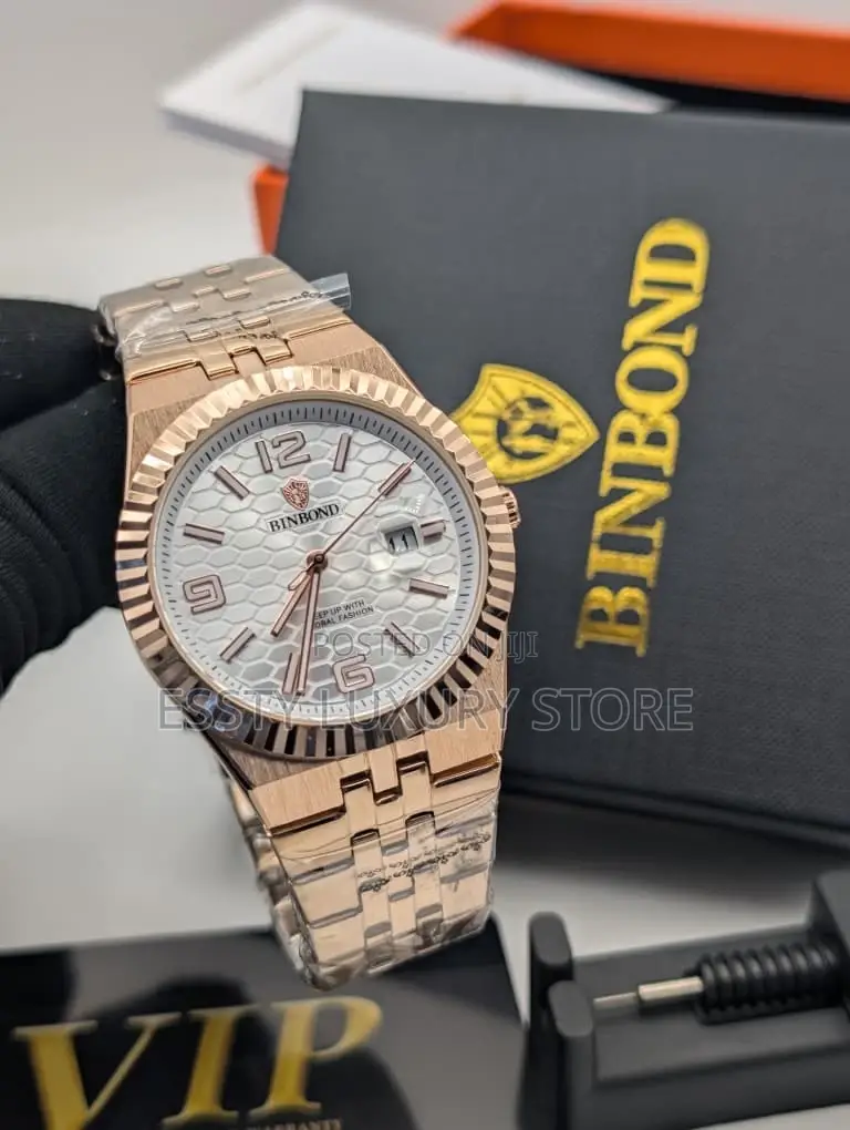 High Quality Luxury Binbond Strap Chain Wristwatch
