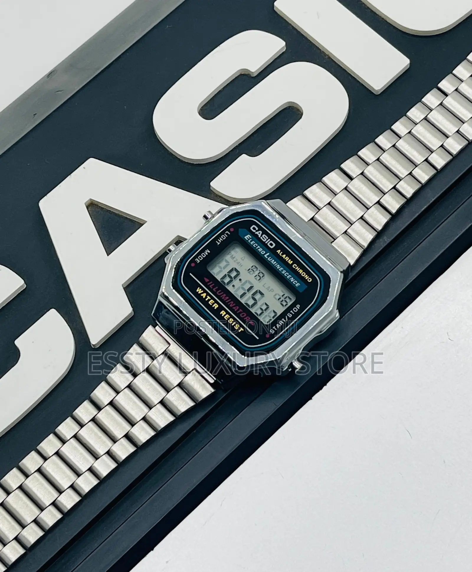 Quality Vintage Casio DigitalChain Wristwatch