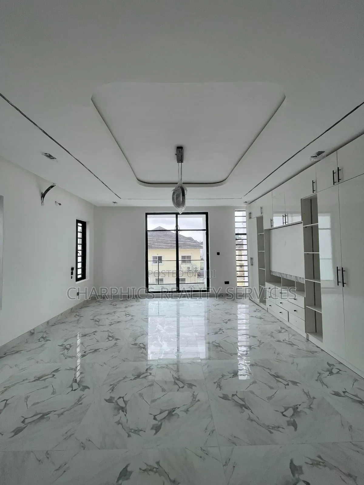 4bdrm Duplex in Lekki for sale